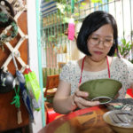 Một vòng du lịch quanh Sài Gòn: Quán cà phê handmade trong con hẻm tĩnh lặng dành cho những tín đồ ưa thích nghệ thuật – Ảnh 12.